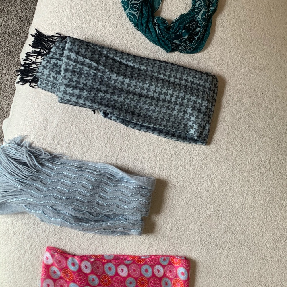🔥CUTE🔥 Set of Scarves